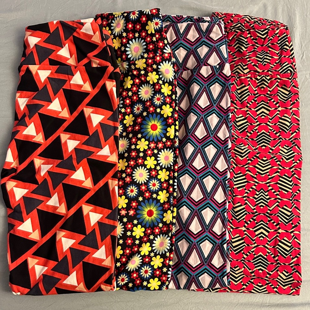 4 NEW pairs of LuLaRoe Leggings!